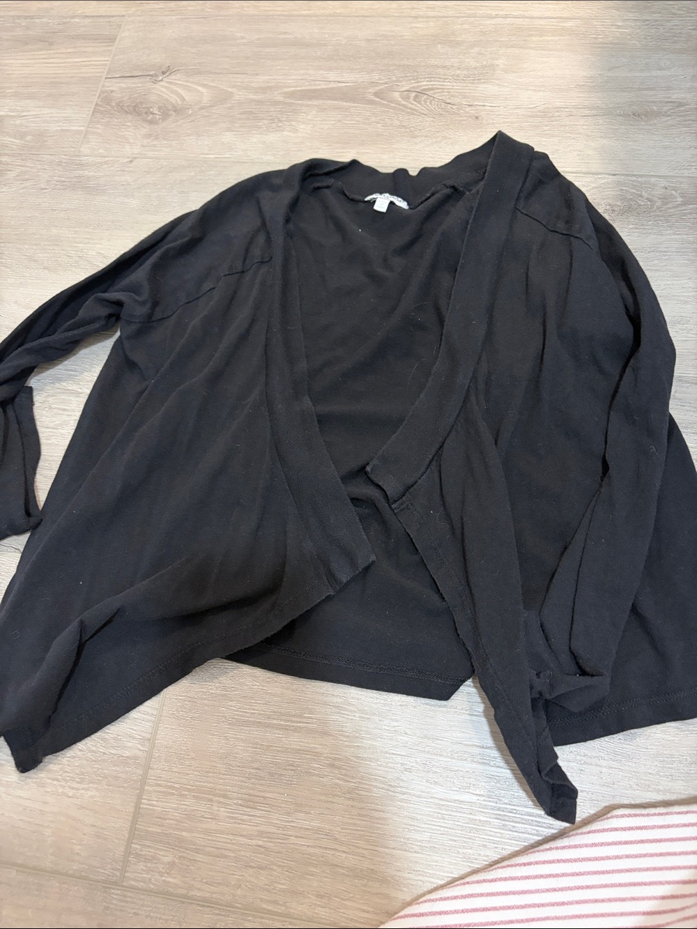 Super soft girls Splendid Black Open-Front Draped Cardigan